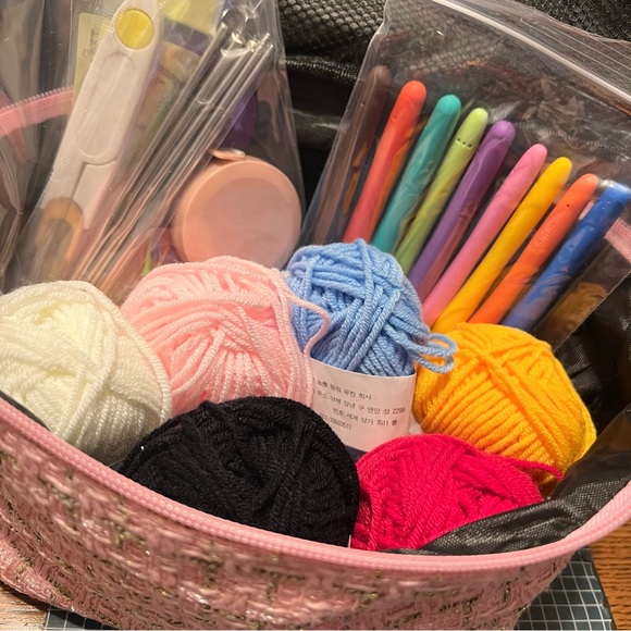 NEW 57pcs Crochet Kit Beginners Starter Knitting Yarn Tools Cute Pink Tweed Bag - Picture 13 of 13